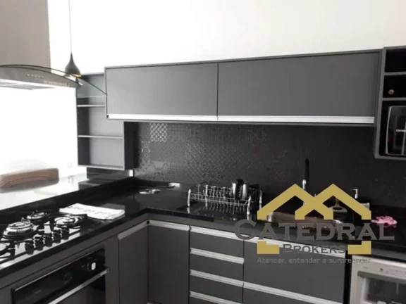 Imagem Sobrado com 300m² de área construída de 3 dormitórios por R$1.600.000,00 em Jundiaí/SP