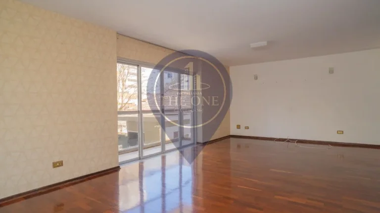 Imagem Apartamento de luxo na Vila Mariana: 4 quartos, 1 suíte, 2 salas e 2 vagas de garagem - São Paulo-SP.