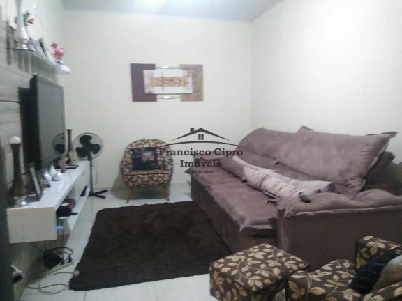 Imagem Casa à venda no bairro Vila dos Comerciarios - Guaratinguetá/SP