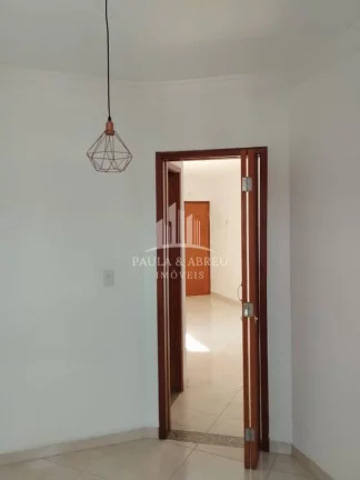 Imagem Vendo Cobertura, SÓ 270 Mil, 91m², 2 Dormitórios, Baixo Condomínio R$70,00, 1 Vaga na Vila Amábile Pezzolo, Santo André