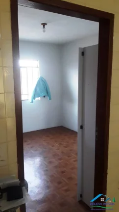 Imagem Casa à venda em Paraisópolis, MG. 4 quartos e 3 vagas coberta.