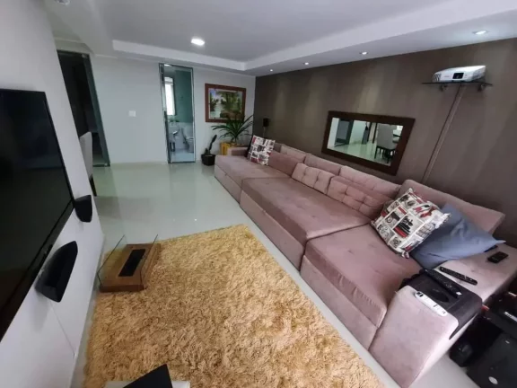 Imagem LINDA CASA A VENDA EM NOVA FRIFURGO.