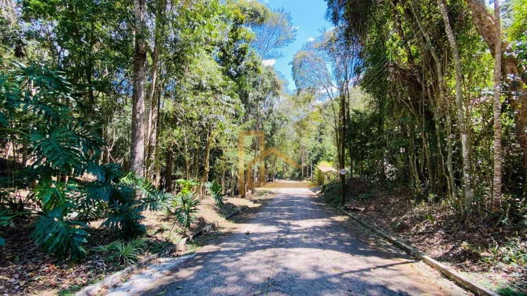 Imagem Terreno de 10 mil m² no Condomínio Grão Pará – Albuquerque