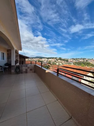 Imagem Casa com ponto para comércio no Jardim São Lourenço