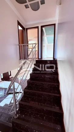 Imagem Casa Suite Master + 1 Suite + 4 Quartos - Bairro Bancarios