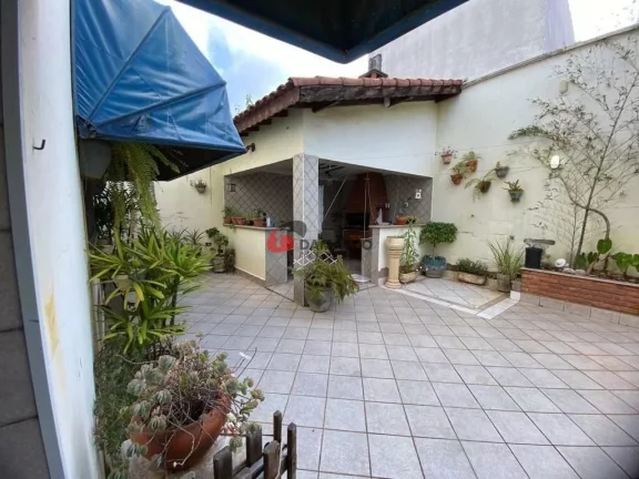 Imagem Sobrado para locação 3 Quartos, 3 Suítes, 4 Vagas , Jardim São Caetano, São Caetano do Sul, SP