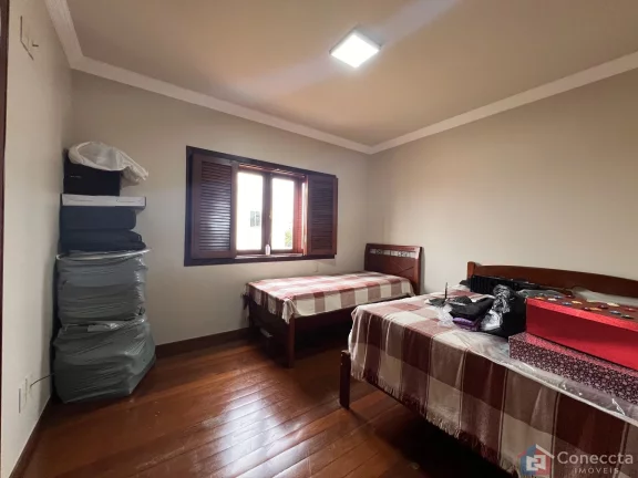 Imagem Sobrado à Venda no Alto Caiçaras – 4 Quartos, 2 Suítes e 380m² Construídos