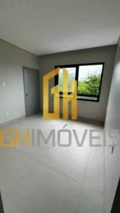 Imagem O sobrado possui 

-Garagem para 5 veículos, 2 cobertos bem confortável e 3 na rampa, 
- Depósito...