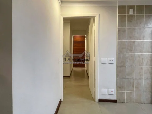 Imagem Cobertura Duplex em Capivari, 2 suítes, mezanino com lazer interno