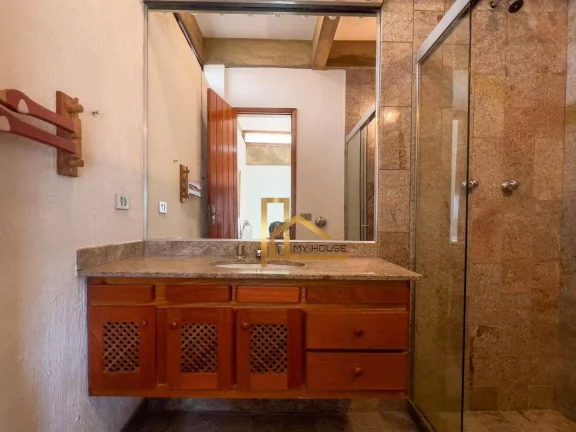 Imagem Casa com 4 suítes, vista livre para as montanhas e lazer completo - A 12 minutos do centro de Teresópolis