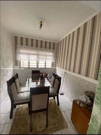 Imagem Casa para Venda em Limeira, Jardim Ipiranga, 3 dormitórios, 2 banheiros, 3 vagas