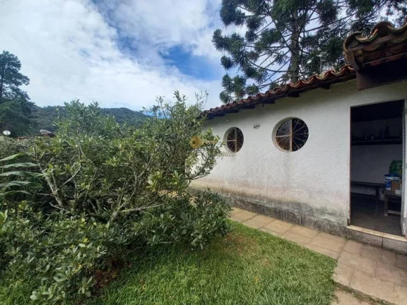 Imagem Casa para Venda em Teresópolis / RJ no bairro Cascata dos Amores