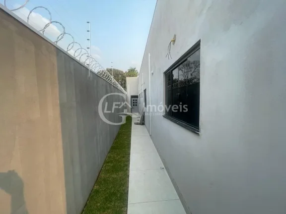 Imagem Imperdível! Casa à venda em Campo Grande-MS, Vila Morumbi, 3 quartos, 1 suíte, 3 salas, 4 banheiros, 2 vagas, 165m².