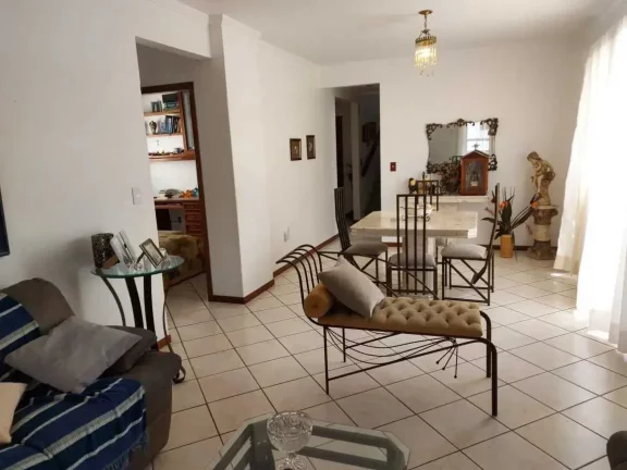 Imagem Cobertura Duplex com 5 dormitórios sendo 2 suítes e 2 vagas no Centro de Balneário Camboriú