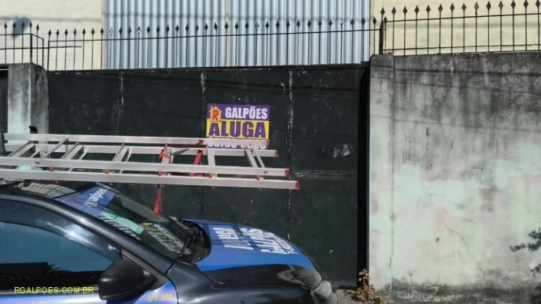 Imagem Galpão para Locação em DUQUE DE CAXIAS, Jardim Anhanga, 2 banheiros