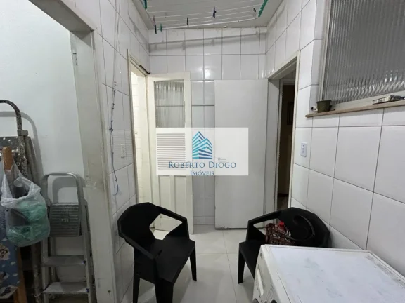 Imagem Apartamento à venda em Niterói-RJ, Icaraí: 3 quartos, 1 suíte, 1 sala, 2 banheiros, garagem e 98m² de área. Imperdível!