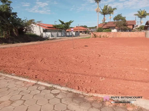 Imagem Terreno Próximo do Mar- Bairro Salinas- Balneário Barra do Sul / SC