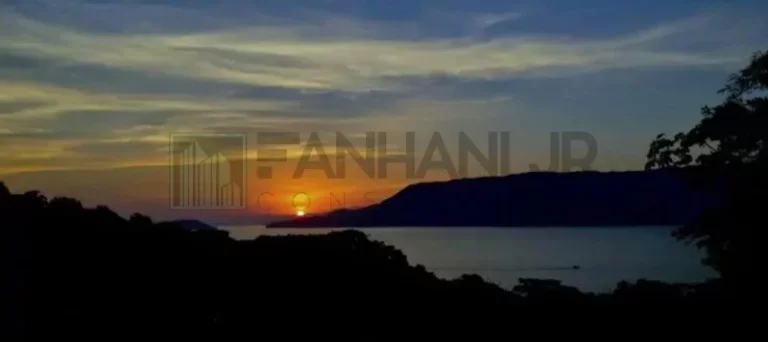 Imagem Aproveite a oportunidade única de adquirir um incrível bangalô mobiliado na belíssima Praia do Curral, com uma vista deslumbrante para o mar! Localiza