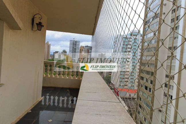 Imagem More em um apartamento com 303 m² com 4 quartos e linda vista panorâmica do Cambuí - Campinas - SP