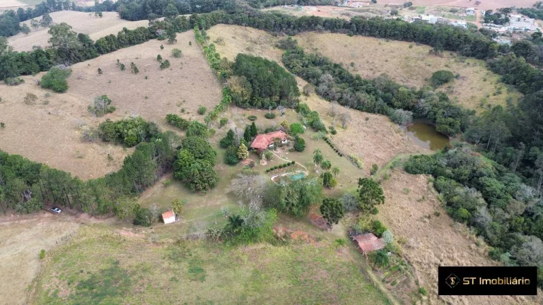 Imagem Sítio com Ótimo Acesso Asfaltado Atibaia 8 Alqueires