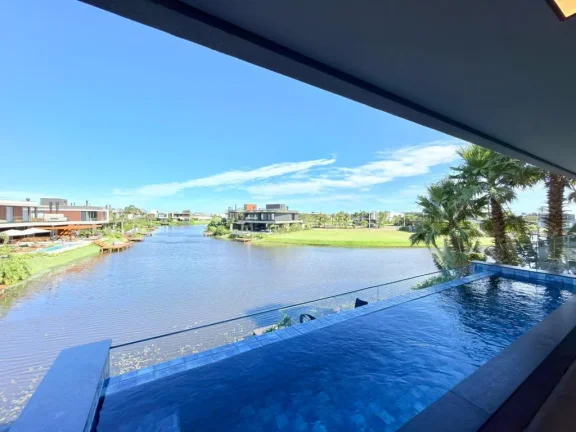 Imagem Casa em Condominio 5 Dormitórios - Bairro xangri-la