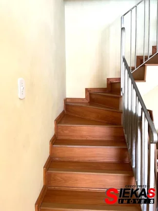 Imagem Espetacular Casa à Venda na Vila Marieta - São Paulo-SP: 4 Quartos, 1 Suíte, 1 Sala, 3 Banheiros, 3 Vagas, 212 m²!