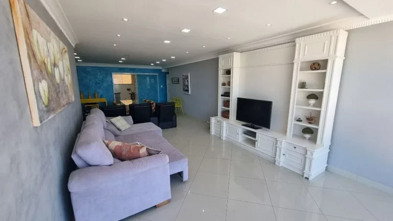 Imagem Apartamento com 4 dormitórios à venda, 180 m² - Pitangueiras - Guarujá/SP