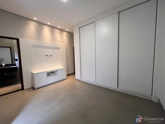 Imagem Casa de Alto Padrão à Venda no Jardim Panorâmico – Patos de Minas | 3 Quartos, Área Gourmet e Energia Solar