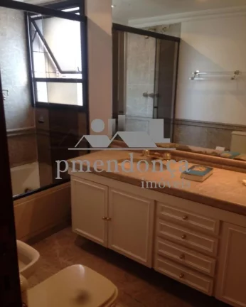 Imagem Apartamento em Higienópolis com 03 suí­tes e 03 vagas, 245m²