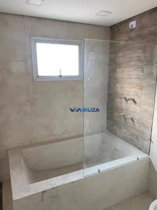Imagem Sobrado em Condomínio Fechado com Piscina - Bosque Maia. Aceita Permuta!