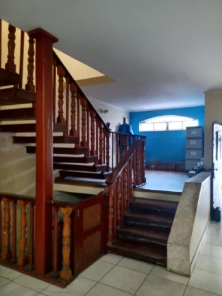 Imagem Sobrado com 2 dormitórios à venda, 356 m² por R$ 1.000.000,00 - Centro - Poá/SP