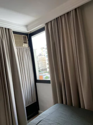 Imagem Flat para aluguel possui 27 metros quadrados com 1 quarto em Cq. César