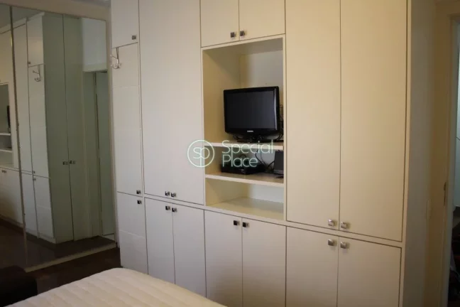 Imagem Bela cobertura com piscina privativa aquecida e churrasqueira.Home Theater com telão de 80p, 3 suit...