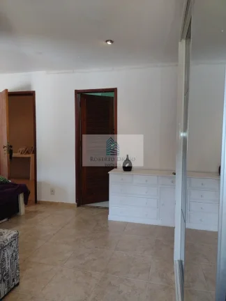 Imagem Casa em condomínio à venda no Rio de Janeiro-RJ, bairro Taquara: 3 quartos, 1 suíte, 2 salas, 2 banheiros, 1 vaga, 200m².