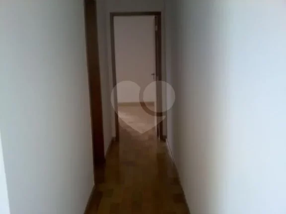 Imagem Sobrado à venda com 3 quartos, sendo 3 suítes, em Vila Sônia, São Paulo - SP