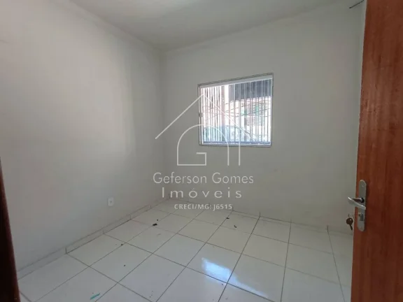 Imagem Casa a venda com 02 Quartos - Tropical - Mantena - MG