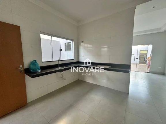 Imagem Casa com 3 dormitórios à venda, 109 m² por R$ 350.000,00 - Setor Planalto - Itumbiara/GO