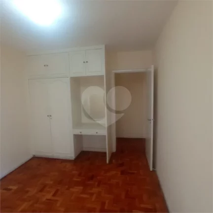 Imagem Apartamento à venda com 3 quartos, sendo 1 suíte, no condomínio Fradique Coutinho, São Paulo - SP