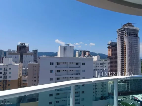 Imagem Alto Padrão para Venda em Itapema, meia praia, 3 dormitórios, 3 suítes, 4 banheiros, 2 vagas