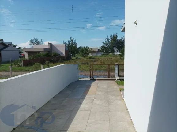 Imagem Casa á venda com 2 dormitórios na Praia Bela Torres no Passo de Torres/RS