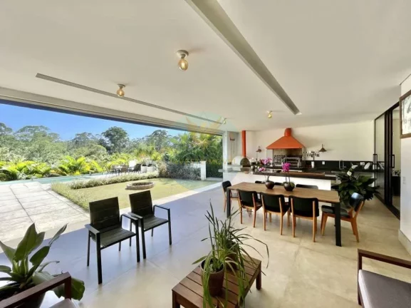 Imagem Casa em Condomínio a Venda no bairro Granja Viana - Cotia, SP