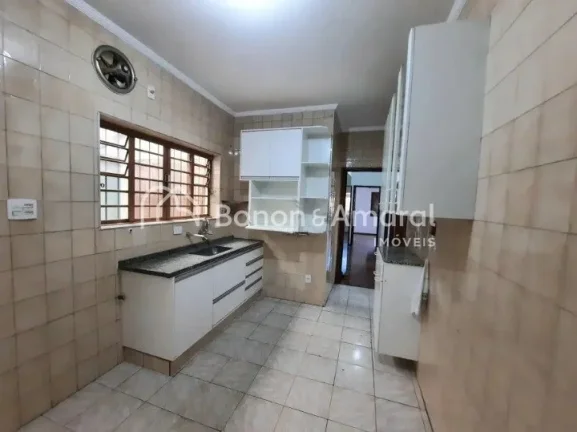 Imagem Esta casa no Jardim Chapadão é perfeita para você e sua família! Com 3 quartos (incluindo 1 suí...