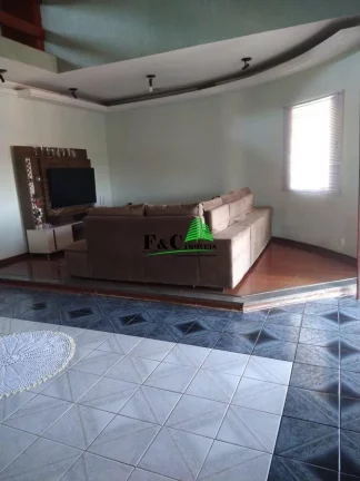 Imagem Sobrado para Venda em Limeira, Vila Queiroz, 3 dormitórios, 1 suíte, 1 banheiro, 1 vaga