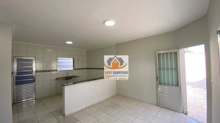 Imagem Casa Isolada, 2 Dormitórios, Amplo quintal, Campos Elíseos, R$ 270.000,.00