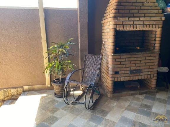 Imagem Casa com 3 quartos (1 suíte) na Vila Aparecida à Venda em Jundiaí/SP