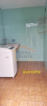 Imagem Sobrado à venda, possui 130 m² de área construída em terreno com 5 metros de frente por 25 metro...
