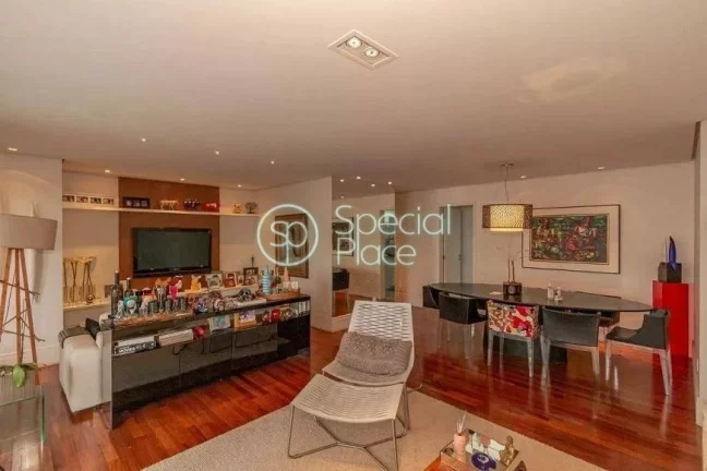 Imagem Excelente apartamento com 160m² no Brooklin!! Living amplo com varanda envidraçada, home theater, ...