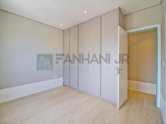 Imagem Vendo Maravilhoso apartamento totalmente reformado no coração dos Jardins !!!! Acabamentos nobres, marcenaria de primeira e com uma vista incrível. A