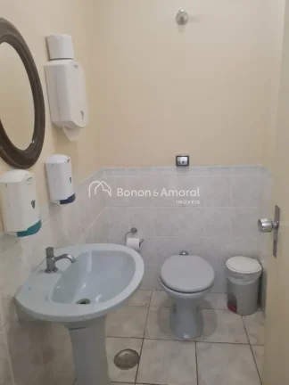 Imagem Casa comercial à venda em Campinas, Jd. Chapadão. Casa com 5 salas todas com banheiros, ampla rece...