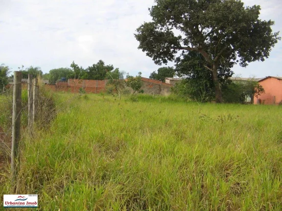 Imagem 2 Terrenos Juntos à Venda no Asfalto no Jardim Lagoa Dourada, 900m2